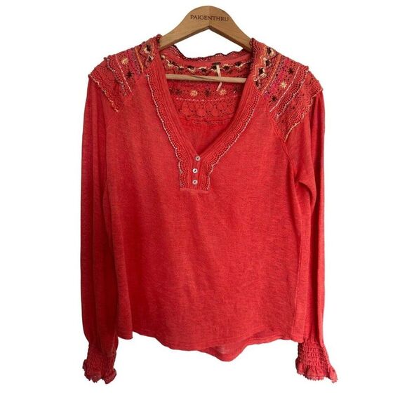 FREE PEOPLE Womens Top Size XS Siesta Fiesta Coral Orange Crocheted Embroidered - Picture 1 of 7